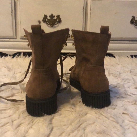 Brand New Le Château brown boots - Picture 3 of 6